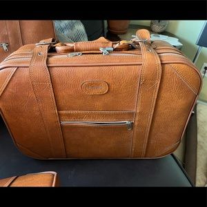 Brand new never used travelmate luggage